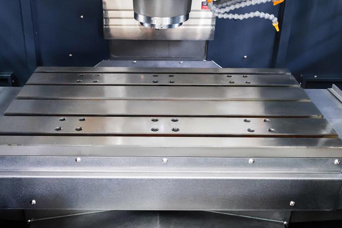 VMC1160 CNC Vertical Milling Center Machine With 3 Axis 4 Axis 5 Axis